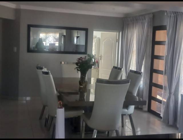 FARM FOR SALE IN ELOFF